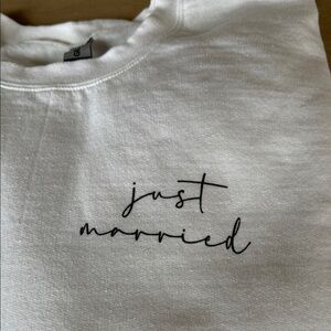 White GILDAN “Just Married” Sweatshirt